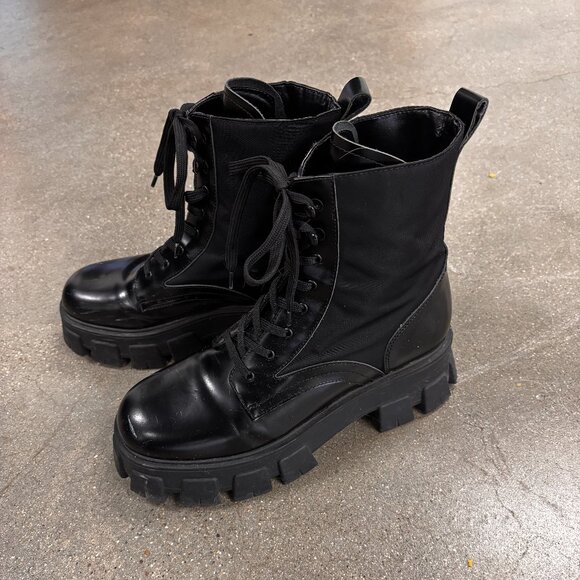 Marc Fisher Happy Leather Chunky Lug Sole Comabt Boots - Picture 4 of 8